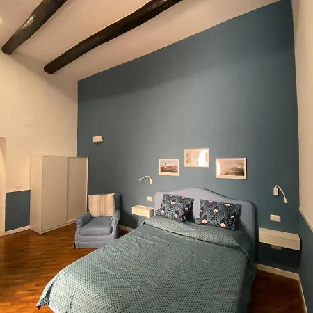 Apartman Panto' 2 Steps To Toledo Street