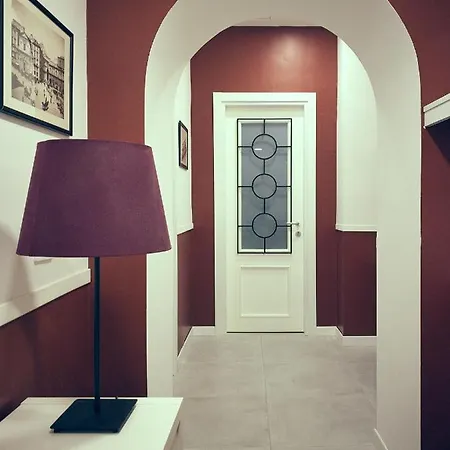 Panto' 2 Steps To Toledo Street Nápoly