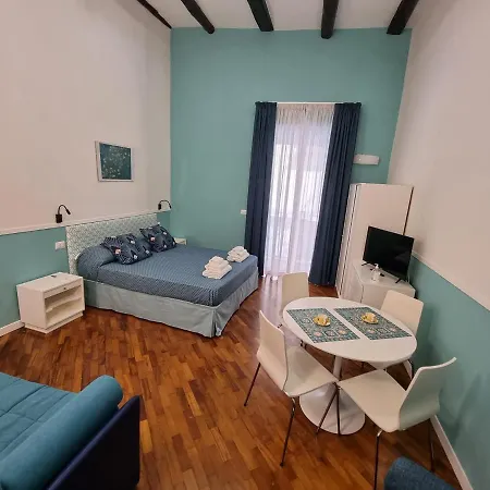 Apartman Panto' 2 Steps To Toledo Street Nápoly